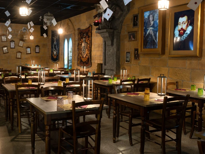 Sala magica - Binario Magic Pub | ristorante, pub hotel a tema magia a Bergamo